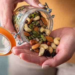 cashew nuts
